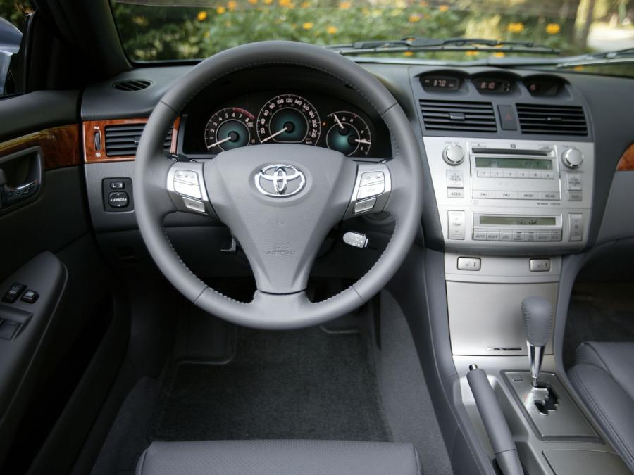  Toyota Camry Solara Convertible 2006 года  (фото 5 из 14)